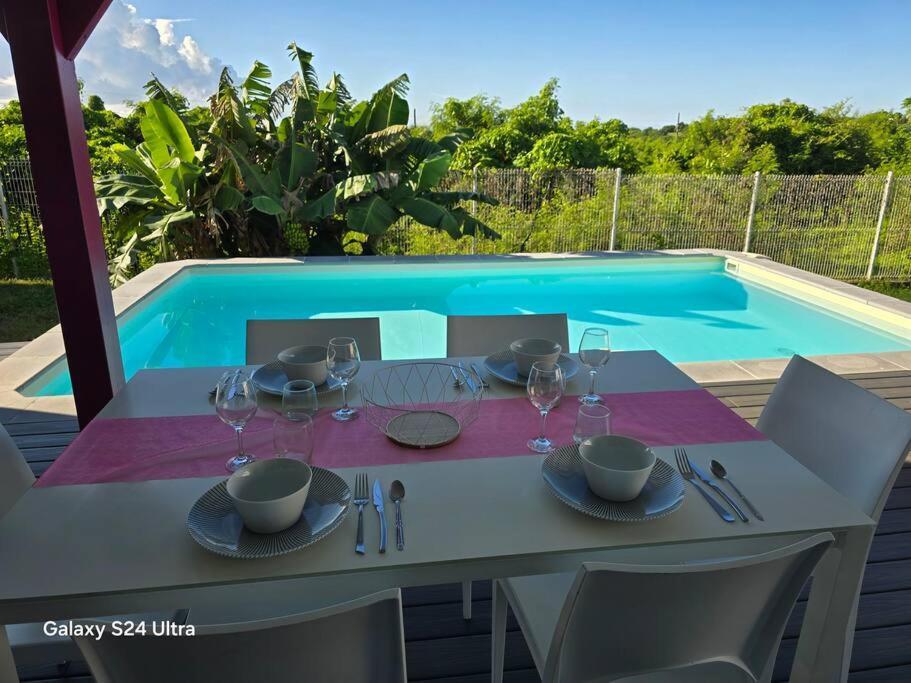 Bungalow Tout Confort & Piscine Privee - Helleux 상트 안느 외부 사진